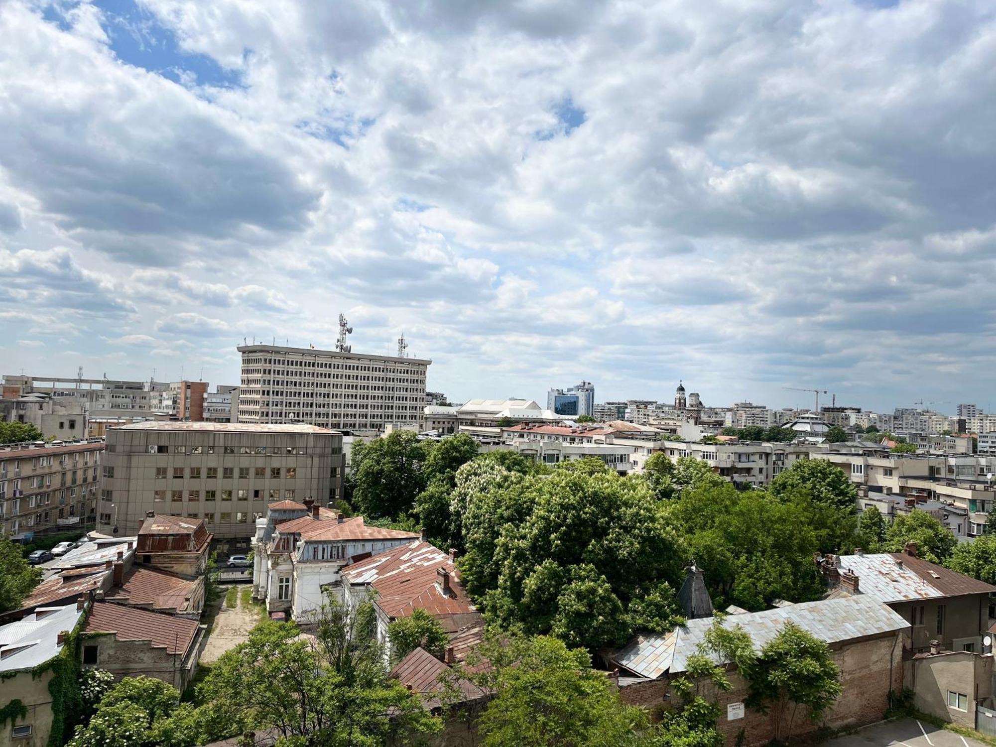 City Central Studio , Ploieşti Exterior foto